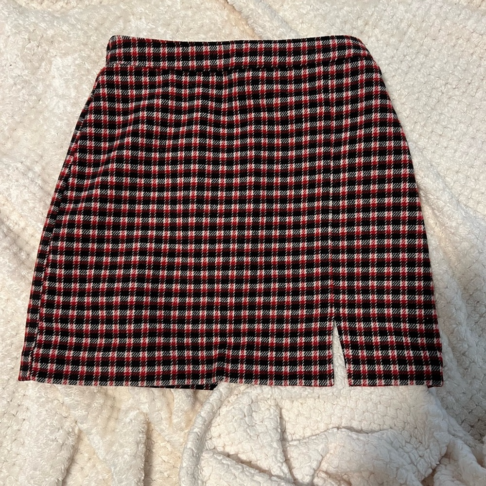 Plaid Skirt with a slit